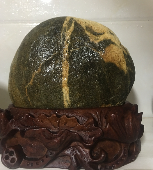 泰山石盆景室內(nèi)擺放在什么位置比較好？泰山石盆景可以補角嗎？