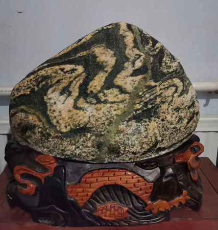 西北放泰山石是什么原因？作用是什么？