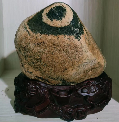 泰山石鎮(zhèn)煞化解鬼壓身嗎？劃痕破損能用嗎？