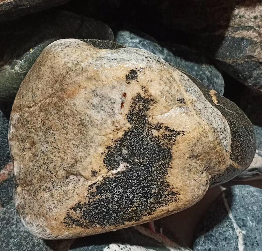 南京有賣泰山石的嗎？去哪買泰山石？