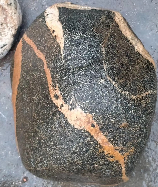 泰山石要多大的才可以化解缺角？