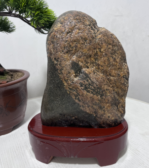 泰山石能擺在家中西南方位嗎？有什么講究？