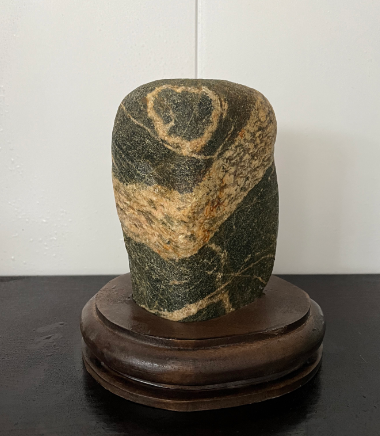 泰山石應(yīng)該買幾塊最合適？